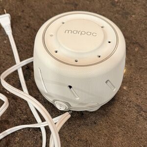 White Noise Machine - White